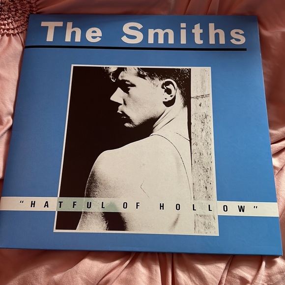 THE SMITHS BAND VINYL DUO- EXCELLENT CONDITION (WILL TRADE 4 VINYLS ON LAST PIC)